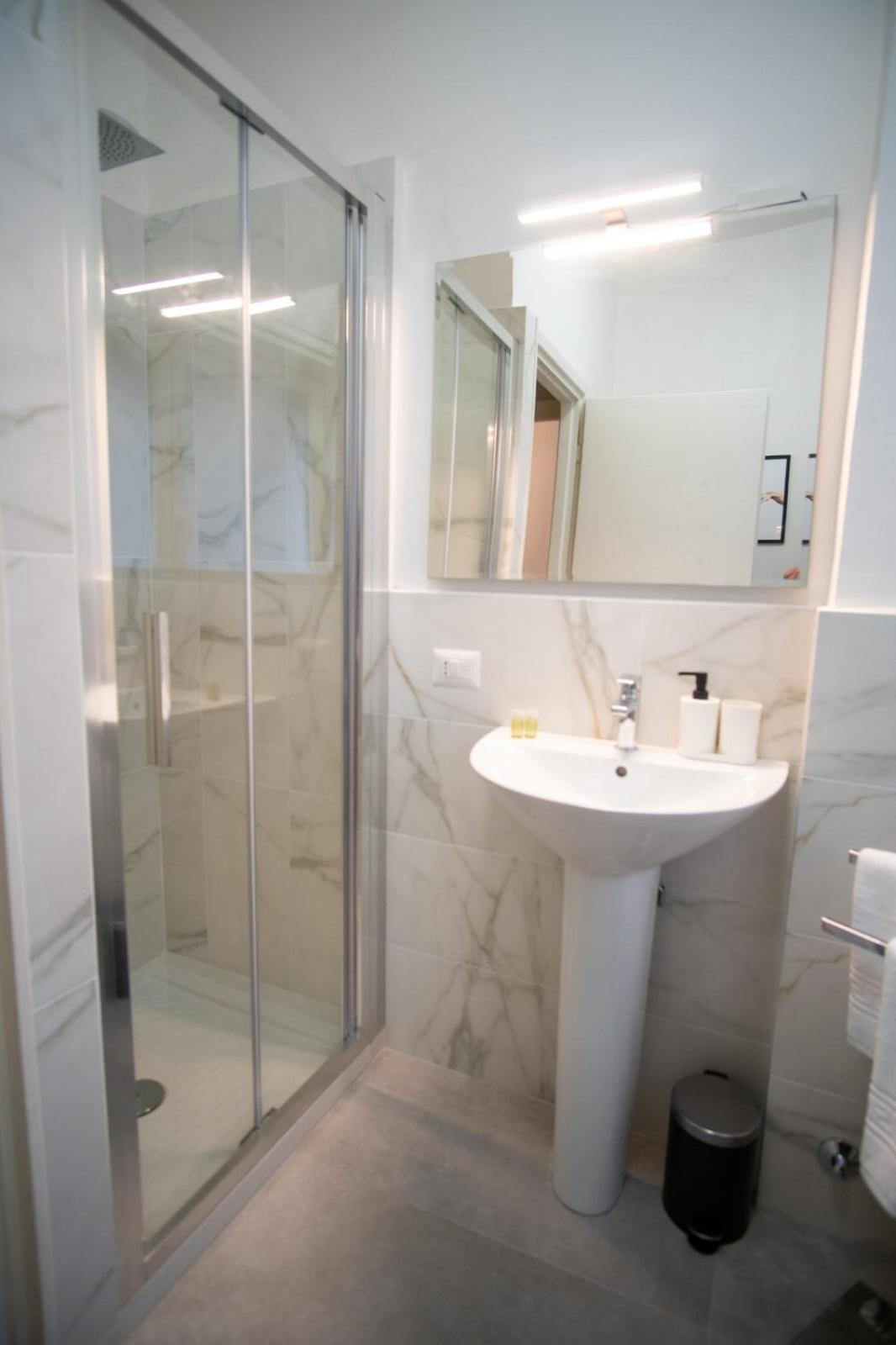 Family Penthouse 20 Min Vaticano - 6 Min Metro A By Orpi Rent Róma Kültér fotó